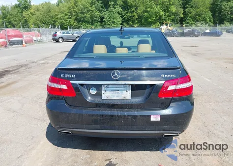 2013 Mercedes-Benz E 350 4Matic из США, поврежденный, VIN WDDHF8JB0DA681976